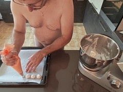 Hot dude Cicci77 has a serious cumshot while getting off solo