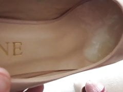 esperma dentro de tacones altos