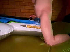 Blue Intex Air Hit vapid pulverize on waterbed