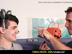 FamilyDick - Uncle teaches cousins to Rim