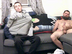 Inked heterosexual thugs tugging off to jizz in threesome