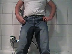Piss in pants