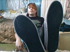 Wanna See and Tickle my Feet