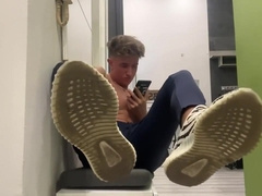 Dirty Shoe Ignore