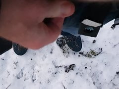 Snow piss