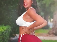 Cum on Nicole Borda