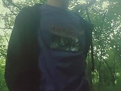 Jerking off in the park