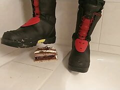 Haix Fire Hero 2 firefighter boots crush cake