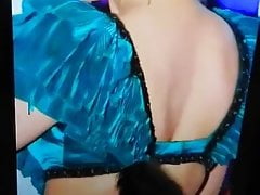 Kriti sanon cum tribute biggest cum facial she always craved