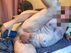 Qualzucht Takes Xxl Dildo