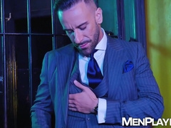 Hunt Latino stud Gustavo Cruz pulls his monster cock to stroke it solo