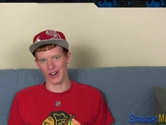 Straighty Pops On Himself