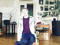 DER KONTAKT MIT DER AUSSENWELT, MIT DEN LEUTEN IST VERLOREN