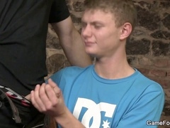 Hunk mans up and enjoys a wild ride from behind