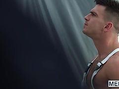 Hot homosexuals Paddy OBrian and Theo Ford get freaky