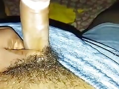 Desi lund se paani nikla