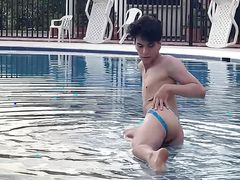 Twink enjoying the pool is SEEN