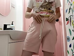 Twink fucks a jar. HUGE cumshot