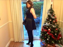 Christmas Wanking in Thigh-High Boots4T