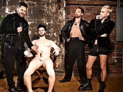 Fucked-up 4some with Matthew Camp, Theo Brady, etc.