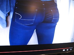 Jacking off to a picture of a my girl in her tight jeans