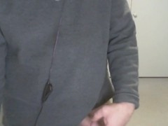 Handsome Ausssie daddy strokes