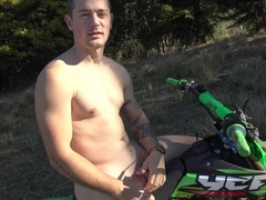 bare moto rail