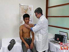 Asian twink barebacks with mature deviant in doctors office