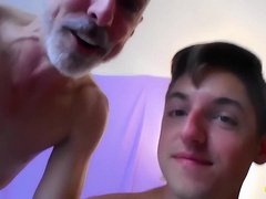 Parent And BEAU Wants To Have fun With You