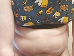 Fat sissy fucks his ass and then cums handsfree