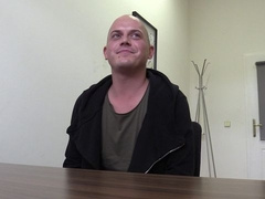 Bald dude facial'd after his casting session