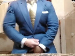 Str8 daddy jerking off in suit 9