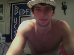 19yo Masturbates for Web Cam