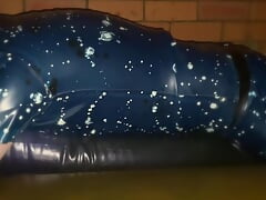 humping waterbed tube in latex on waterbed