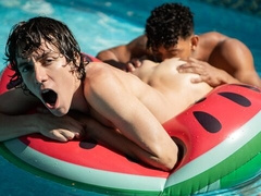 Outdoor love with Latin boys Kenzo Alvarez and Cristiano