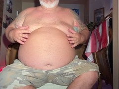 Busty coach delivers hands-free orgasm to chubby coach with massive cumshot