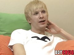 Blond twink gay Liam Summers cums while jerking off solo