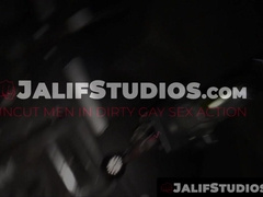 Wild handsome jocks indulge in a threeway horny encounter