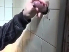 Berlin Junger geiler Boy blast am Glory Hole