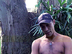 muscly ebony Latino Gives A Hot Blowjob For Cash