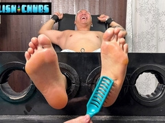 Pump Hunk Giggles To Waves Of Tickles
