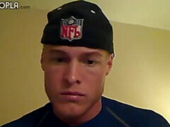 Hung stud Prestin Presley jerking his meaty peen