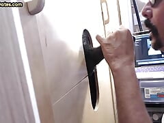 Gloryhole amateur DILF sucks Ebony meat with greedy mouth