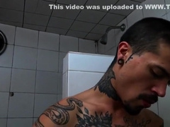 KENDRO MILO - LOCKER SHOWER ROOM - BROMO