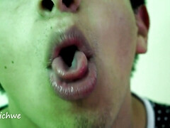Delicious tongue
