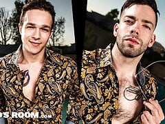 RodsRoom - Heart throbbing Hunk Dicks Down Tatted Hole