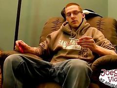 Nerdy amateur has got a good-looking prick