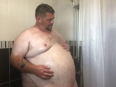 Chubby 550lbs guy enjoying a shower