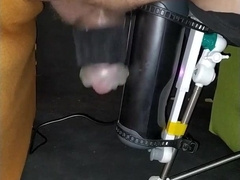 Brief bone tugging sesh with the comfy masturbator