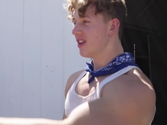 Car Washing Turns Into Sex With Felix Fox And Michael Roman